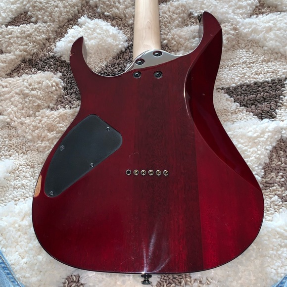 Ibanez 6 string electric guitar - Picture 5 of 7